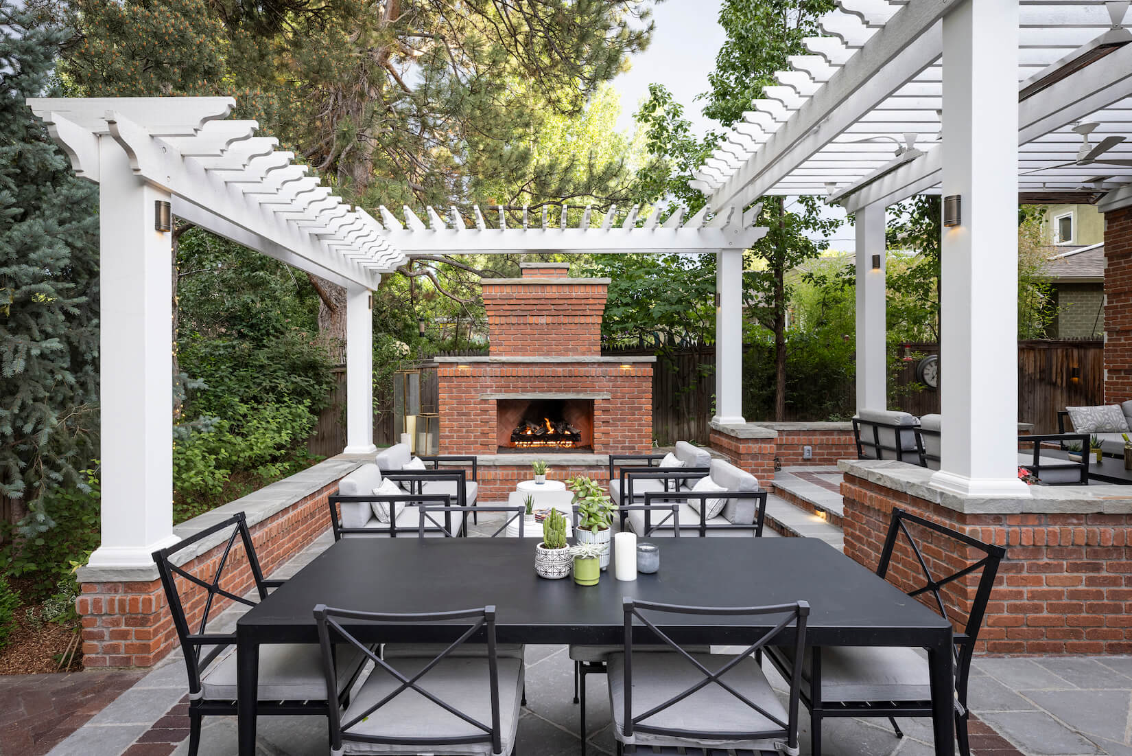 outdoor dining with fireplace