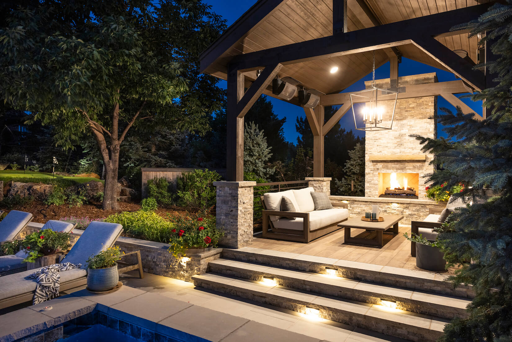 backyard shade and privacy