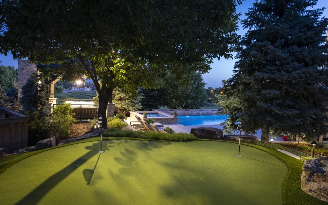 How Hardscaping Helps Create an Easy-to-Maintain Summer Backyard